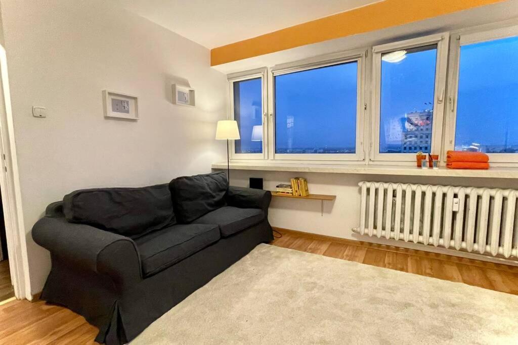Ferienwohnung Orange Metro Fast Wifi 1Gbs Big Tv Hbo Appletv Warschau Exterior foto