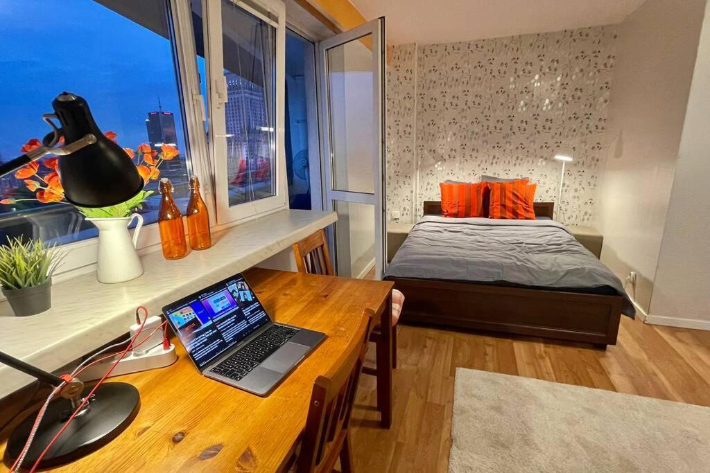 Ferienwohnung Orange Metro Fast Wifi 1Gbs Big Tv Hbo Appletv Warschau Exterior foto