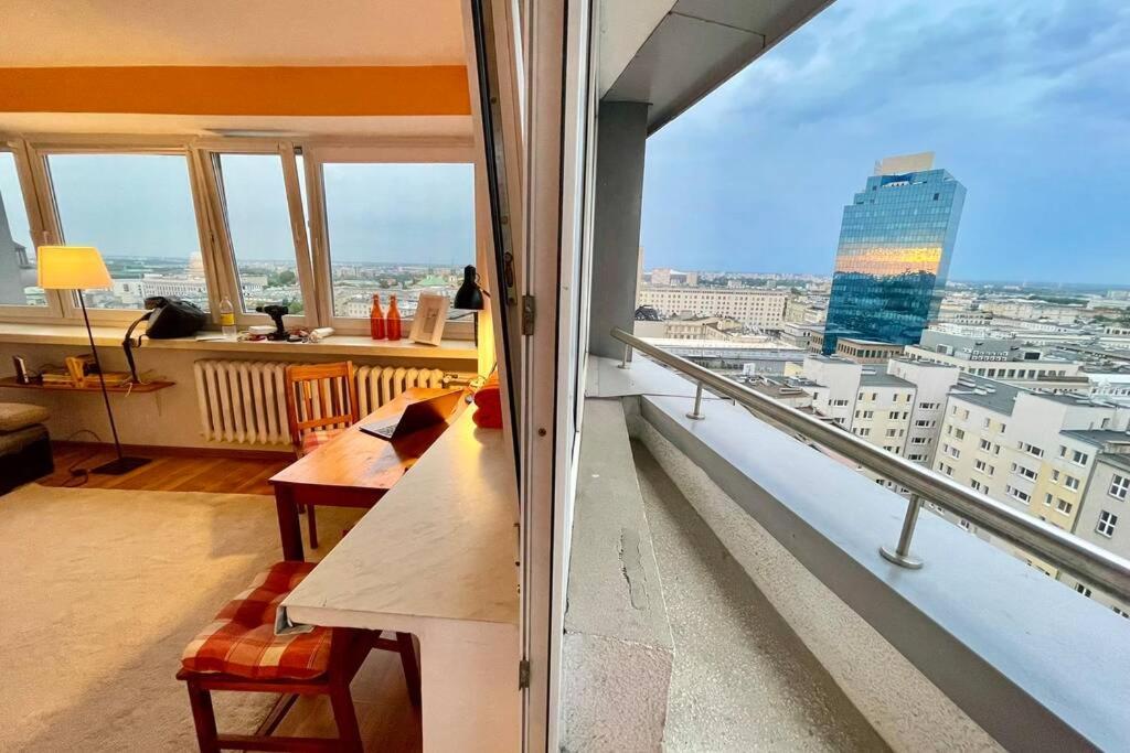 Ferienwohnung Orange Metro Fast Wifi 1Gbs Big Tv Hbo Appletv Warschau Exterior foto
