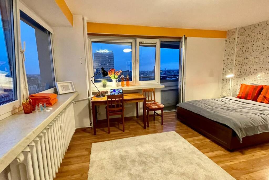 Ferienwohnung Orange Metro Fast Wifi 1Gbs Big Tv Hbo Appletv Warschau Exterior foto